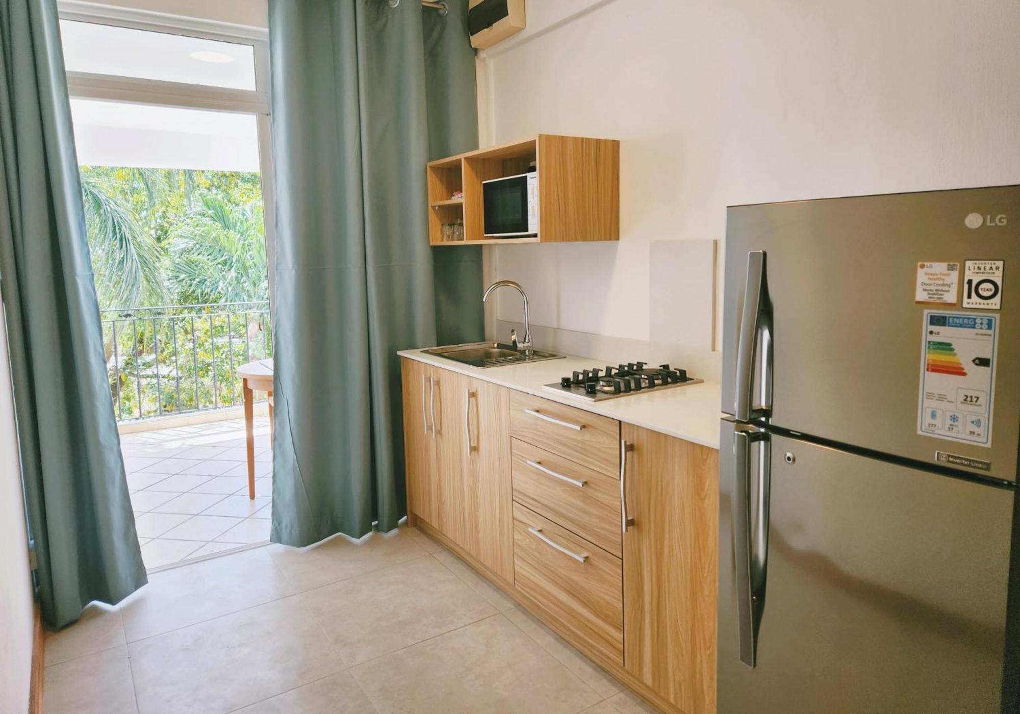 La Perla Holiday Apartments Pereybere Beach ภายนอก รูปภาพ