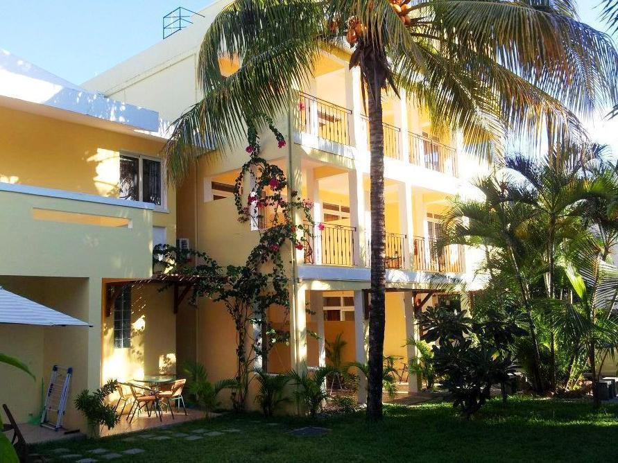 La Perla Holiday Apartments Pereybere Beach ภายนอก รูปภาพ