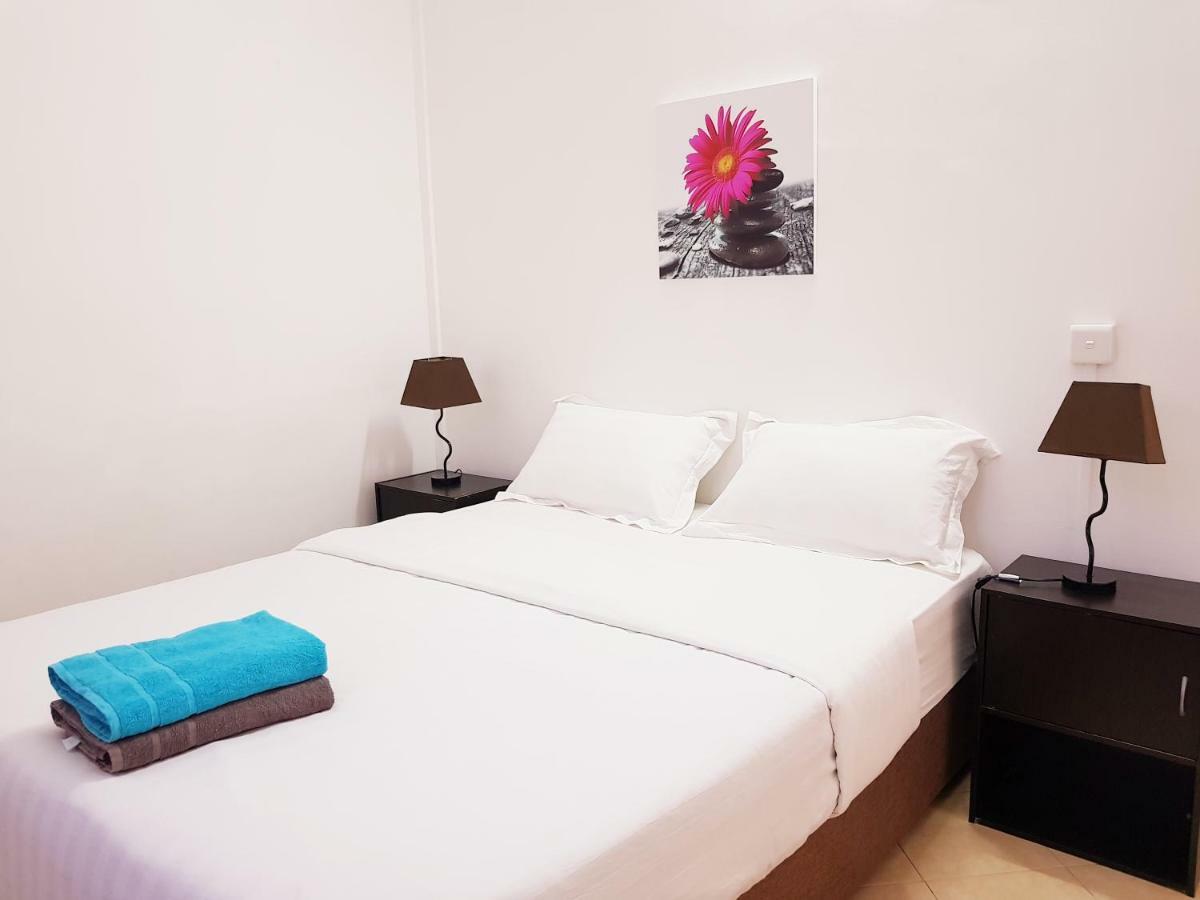 La Perla Holiday Apartments Pereybere Beach ภายนอก รูปภาพ